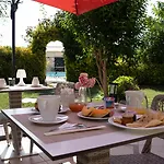 Les Jardins Hotel 3*