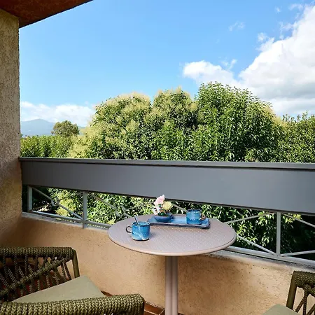 Hotell Les Jardins Lucciana (Corsica)