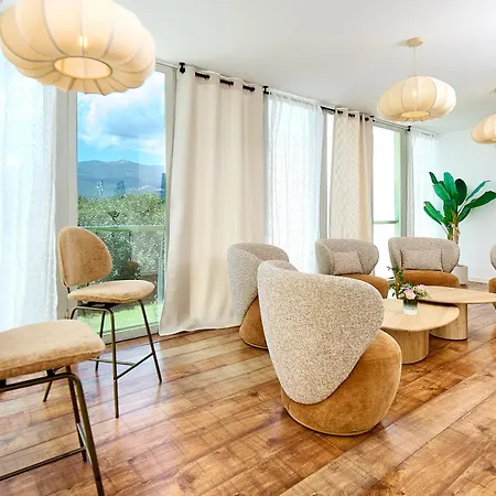 Les Jardins Hotel
