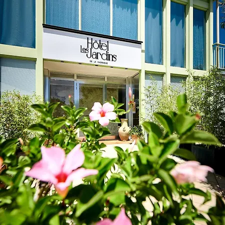 Hotell Les Jardins