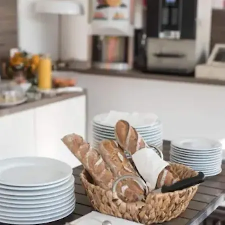 Hotell Les Jardins 3*