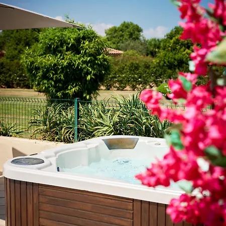 Hotel Les Jardins 3*