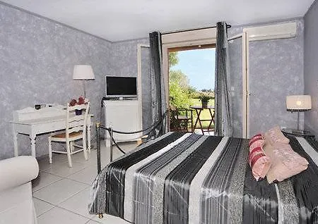 Les Jardins 루키아나