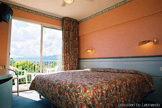 Les Jardins Hotel 3*